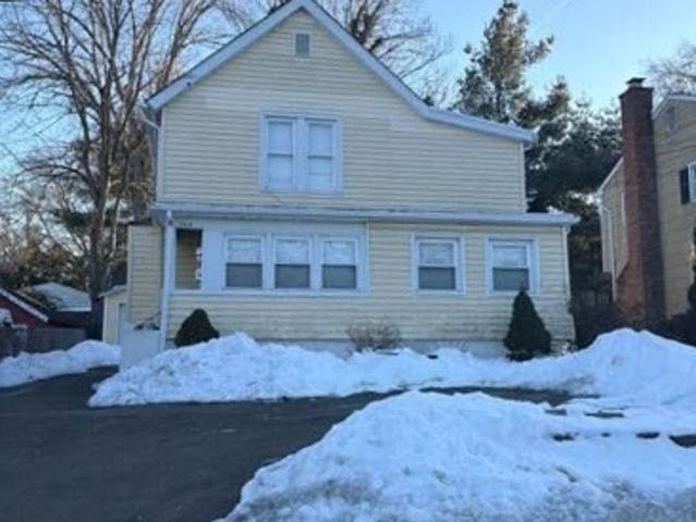 House for sale in Cos Cob, Connecticut