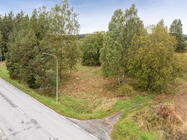 Tomt till salu i Västmanland
