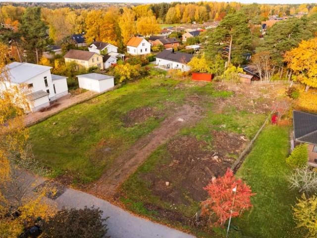 Tomt till salu i Uppsala