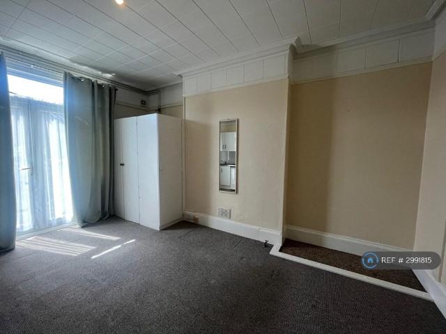 Apartment for rent in Midway, Kent