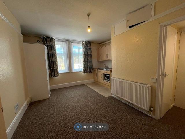 Studio for rent in Midway, Kent