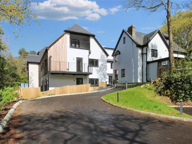 Apartment for rent in Sandown Park, Kent