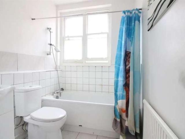 Apartment for rent in King's Cross, Cat Hill