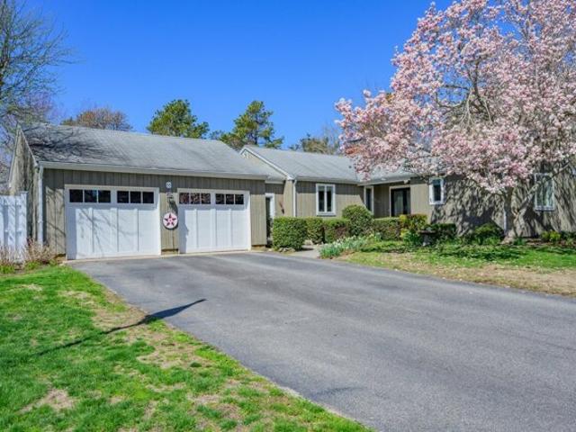 House for sale in Barnstable