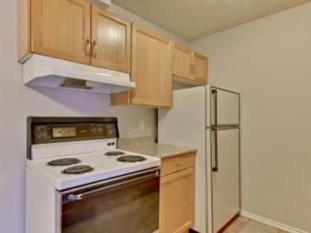 Apartment for rent in Wedgewood, Alberta
