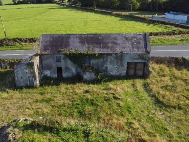 Farm for sale in Kilroosky