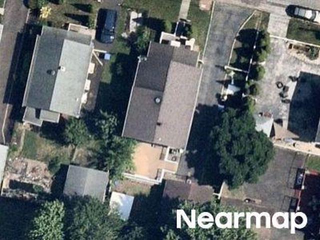 House for sale in Avenel, New Jersey
