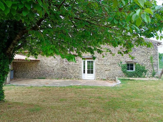 Maison vente à Saint-Jean-d'Angély, Tonnay-boutonne