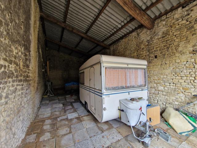Garage vente à Saint-Jean-d'Angély, Tonnay-boutonne