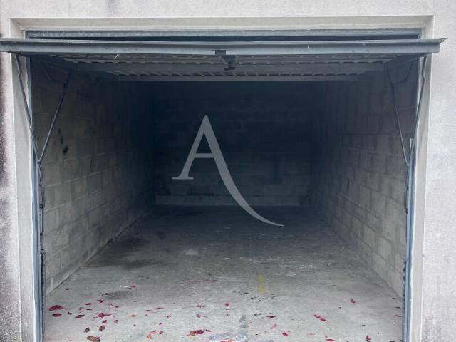 Garage location à Rochefort, Tonnay-charente