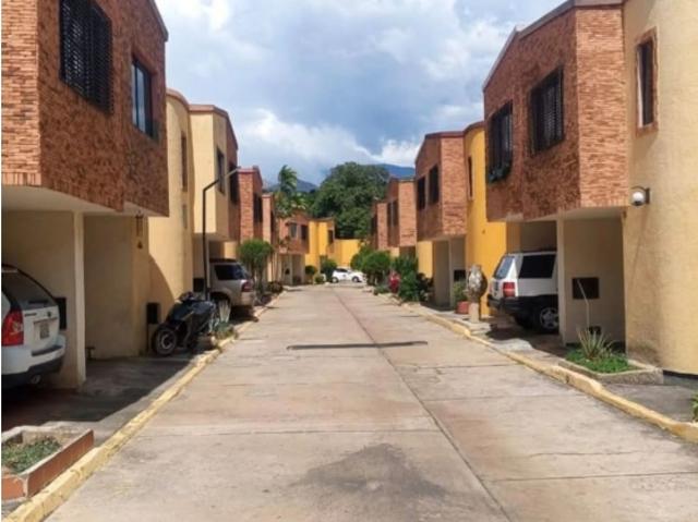 Casa en venta en Barbula, Carabobo