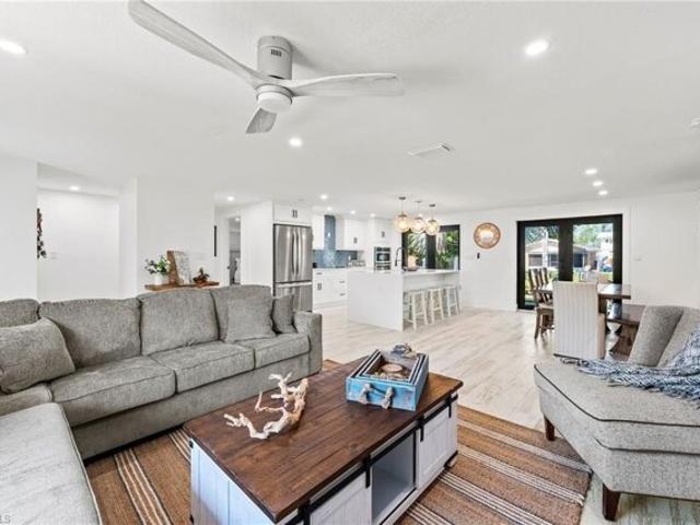 House for sale in Bonita Springs