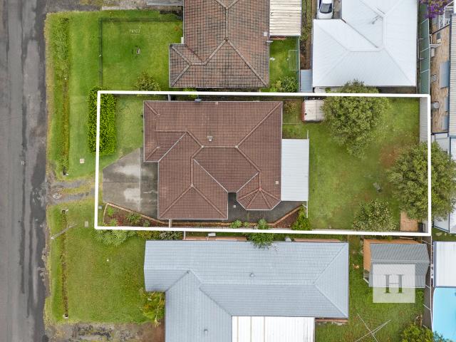House for sale in Kanwal, New South Wales