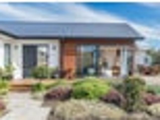 House for sale in Otakou