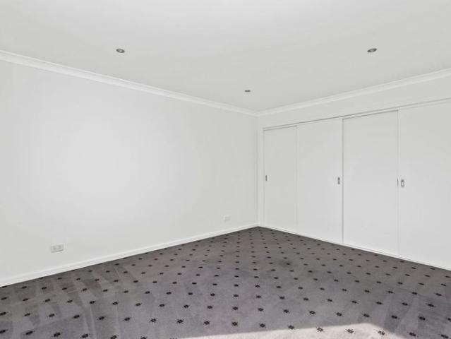 Townhouse for rent in Brooklyn, Melbourne
