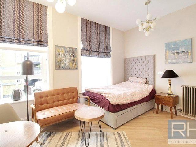 Studio for rent in The Borough, Greater London