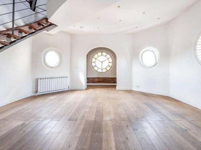 Apartment for rent in Bermondsey Village, Greater London