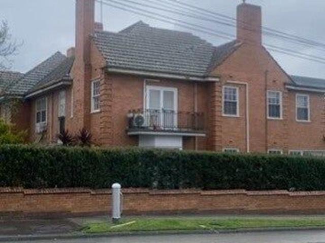 Room for rent in Camerons Creek, Victoria