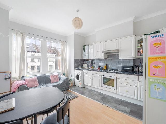 Apartment for rent in Upper Tooting, Greater London