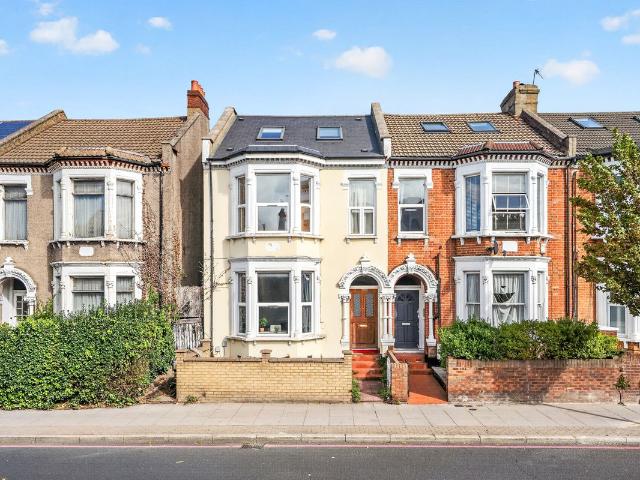 Apartment for rent in London Borough of Wandsworth, Greater London