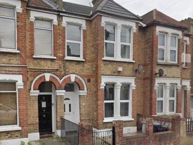 House for rent in Lyons, Greater London
