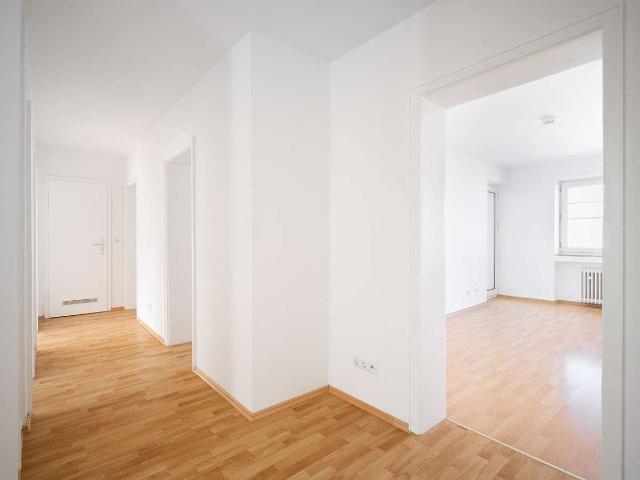 Wohnung kaufen in Puch, Fürstenfeldbruck