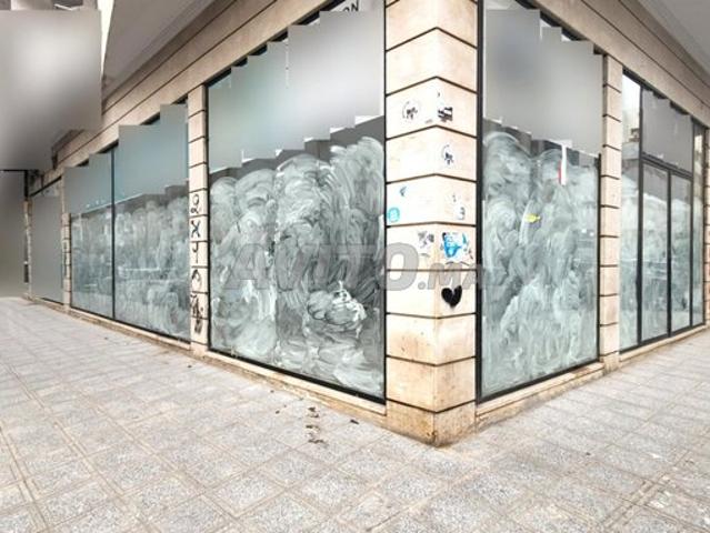 Local commercial location à Anfa, Gharb-Chrarda-Beni Hssen