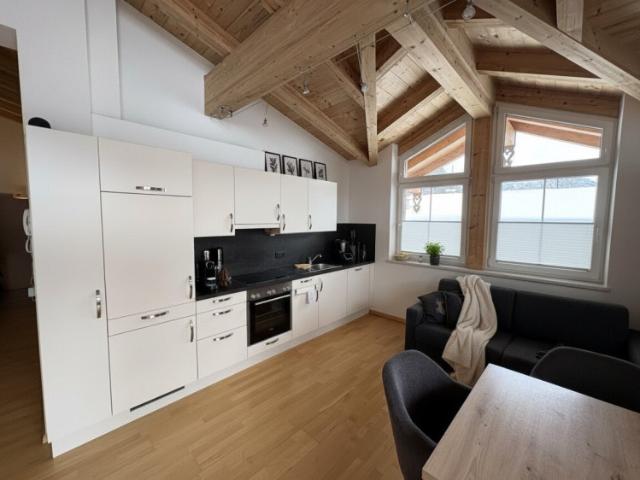 Dachgeschosswohnung kaufen in Friedenau, Fieberbrunn