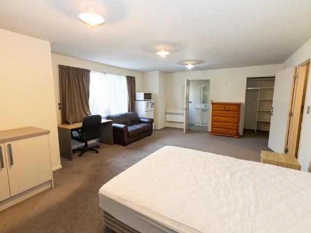 Room for rent in North Dunedin, Dunedin