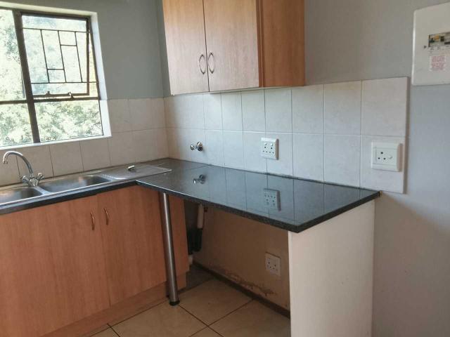 Apartment for sale in Nooitgedacht, Gauteng