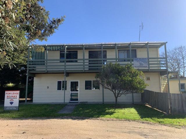 House for rent in Lakes Entrance, Victoria