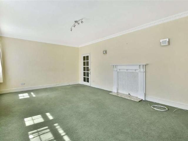 Apartment for rent in The Cedars Estate, Three Rivers