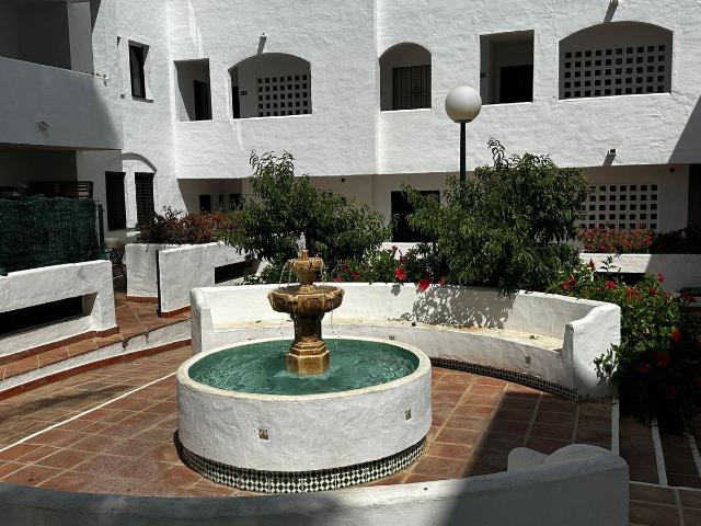 Apartamento en alquiler en Vélez-málaga, Caleta 2000