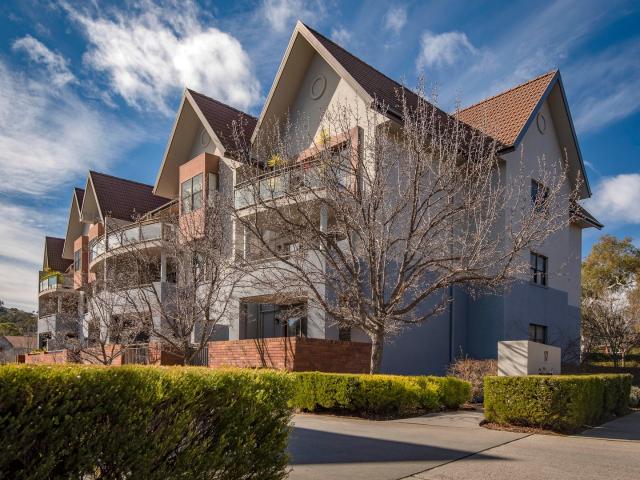 Property for rent in Woden, Australian Capital Territory