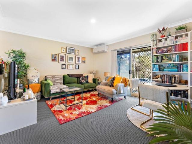 Apartment for sale in Hamilton Hill, Western Australia