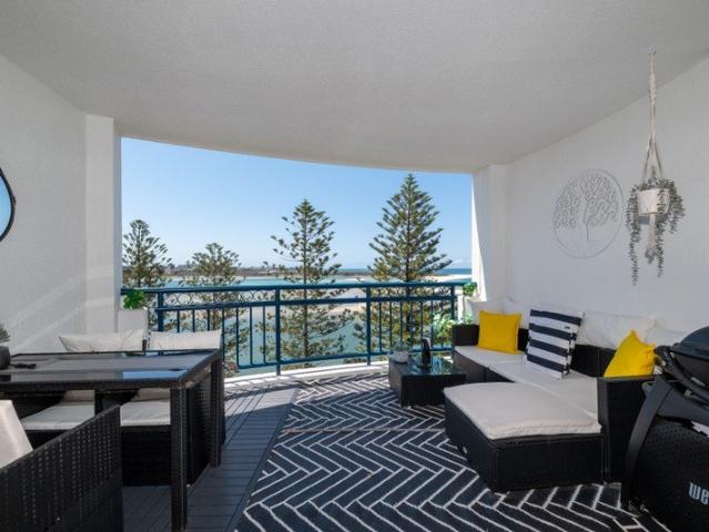 Apartment for sale in Kings Creek, Queensland