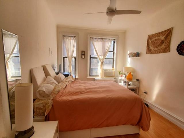 Room for rent in Arverne, New York