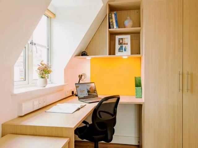 Studio for rent in Watergate, Devon
