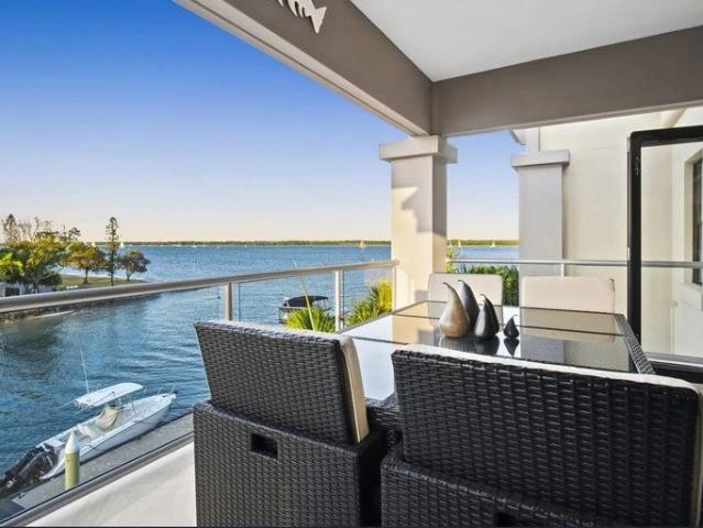 Apartment for rent in Runaway Bay, Gold Coast City