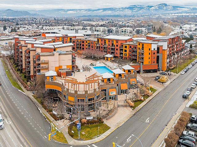 Condo for sale in Winfield, British Columbia