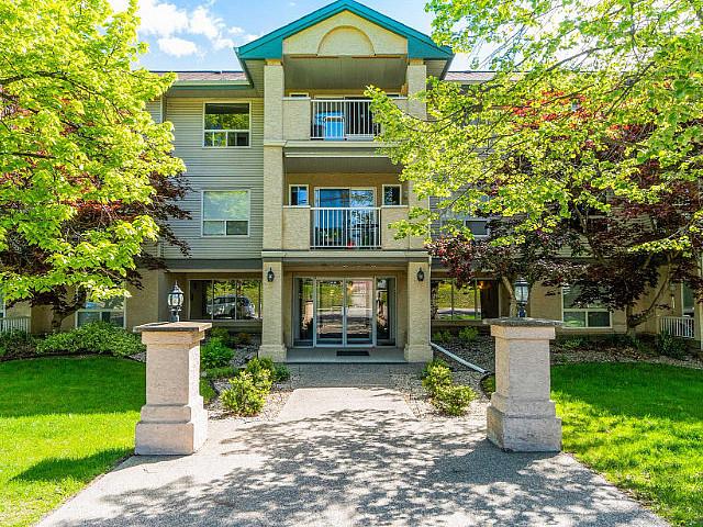 Condo for sale in British Columbia