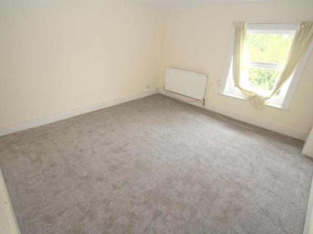 Apartment for rent in Ringlestone, Midway