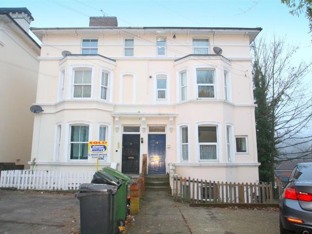 Apartment for rent in Ringlestone, Midway