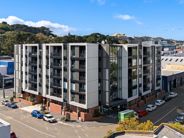 Apartment for sale in Cook, Australian Capital Territory
