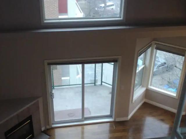 Condo for rent in Connaught, Calgary