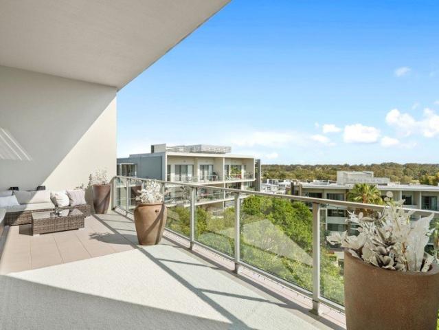 Apartment for sale in Sphere Serviced Residences, Gold Coast City