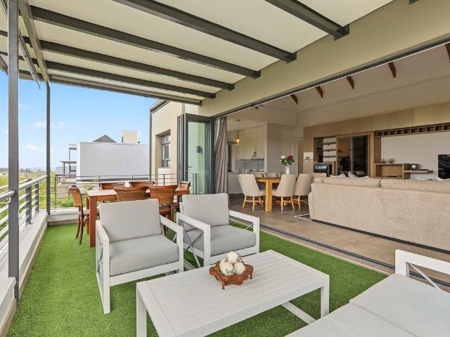 Apartment for rent in Steyn City, City of Johannesburg Metropolitan Municipality