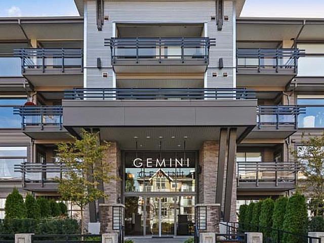 Condo for sale in Surrey, British Columbia