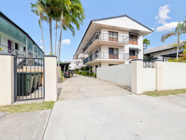 Apartment for sale in Cairns North, Queensland
