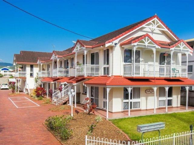 Apartment for rent in Cairns City, Cairns